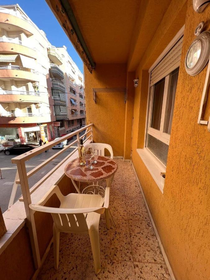Uroczy Apartament Przy Playa De Los Locos 또레비에하 외부 사진