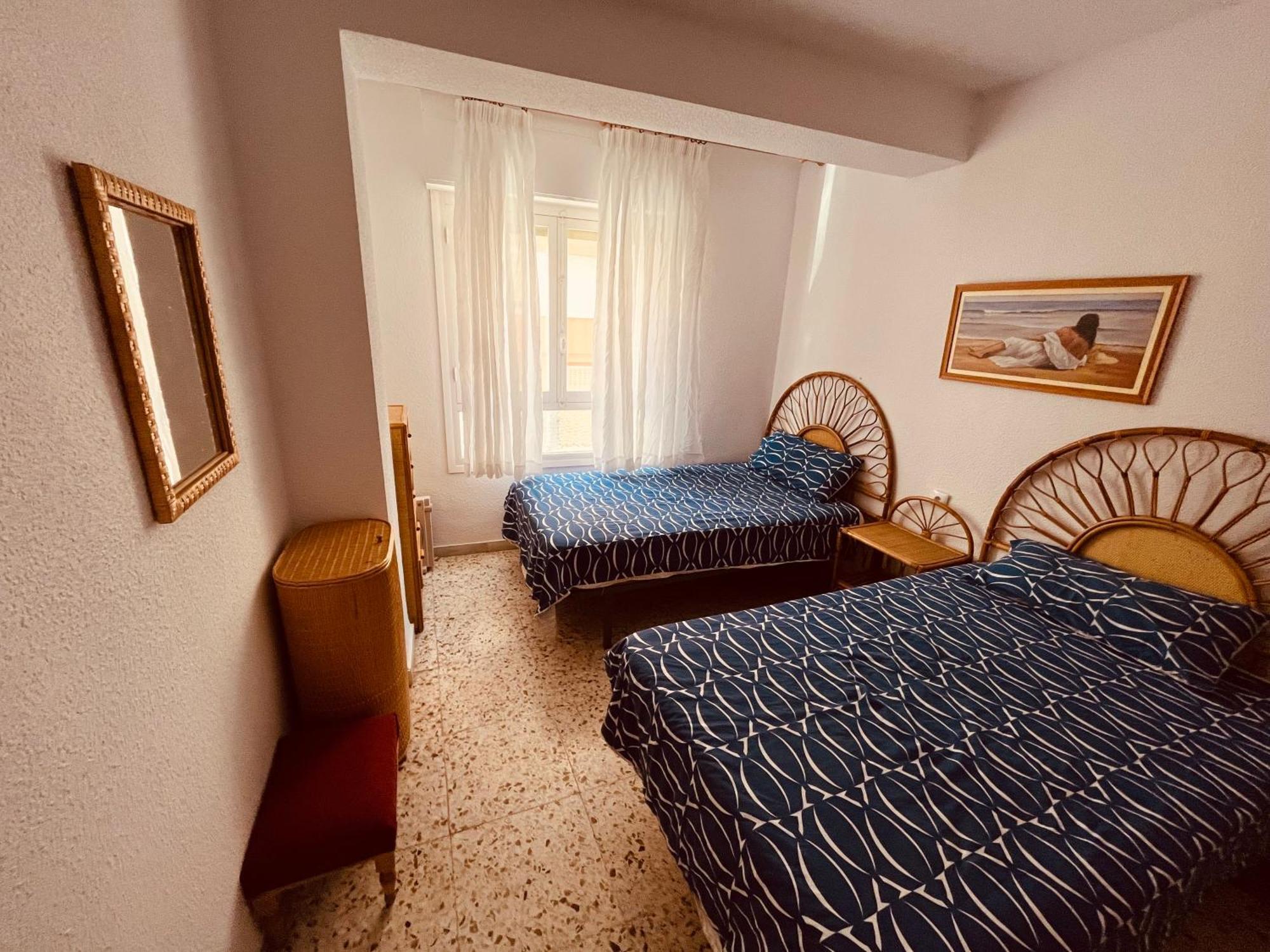 Uroczy Apartament Przy Playa De Los Locos 또레비에하 외부 사진